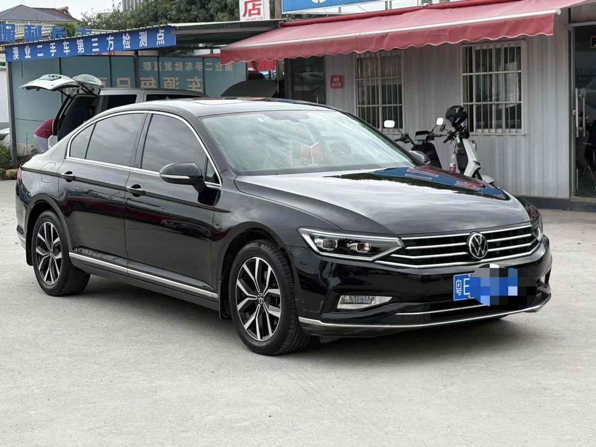 大眾 邁騰  2020款 280TSI DSG 領(lǐng)先型圖片