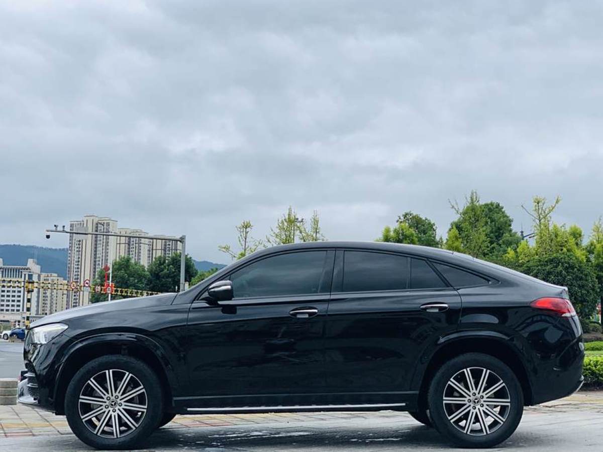 奔馳 奔馳GLE轎跑  2020款 GLE 350 4MATIC 轎跑SUV 豪華型圖片