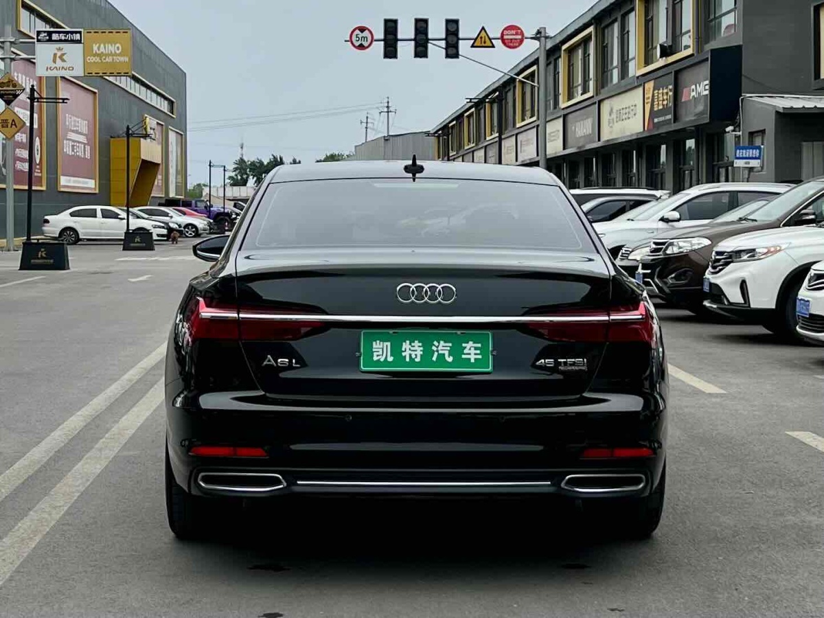 奧迪 奧迪A6L  2022款 45 TFSI quattro 臻選致雅型圖片