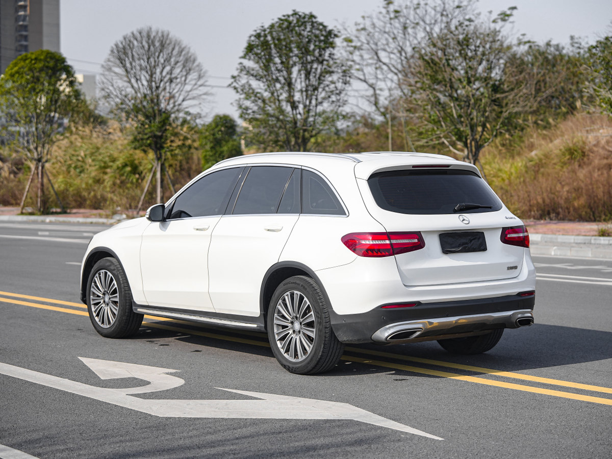 奔馳 奔馳GLC  2017款 GLC 300 4MATIC 動(dòng)感型圖片