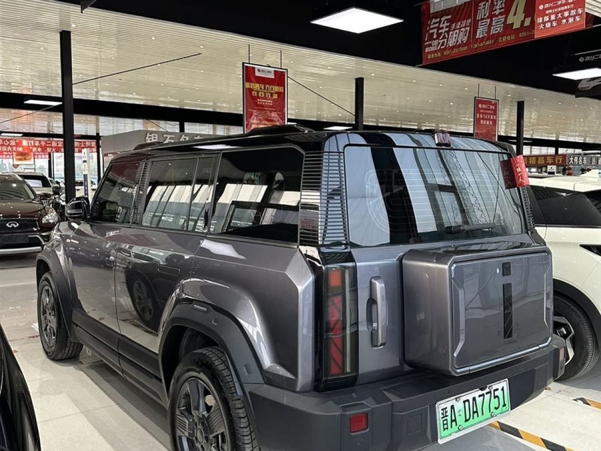 iCAR 奇瑞iCAR 03  2024款 401km 兩驅(qū)標(biāo)準(zhǔn)進(jìn)階版圖片