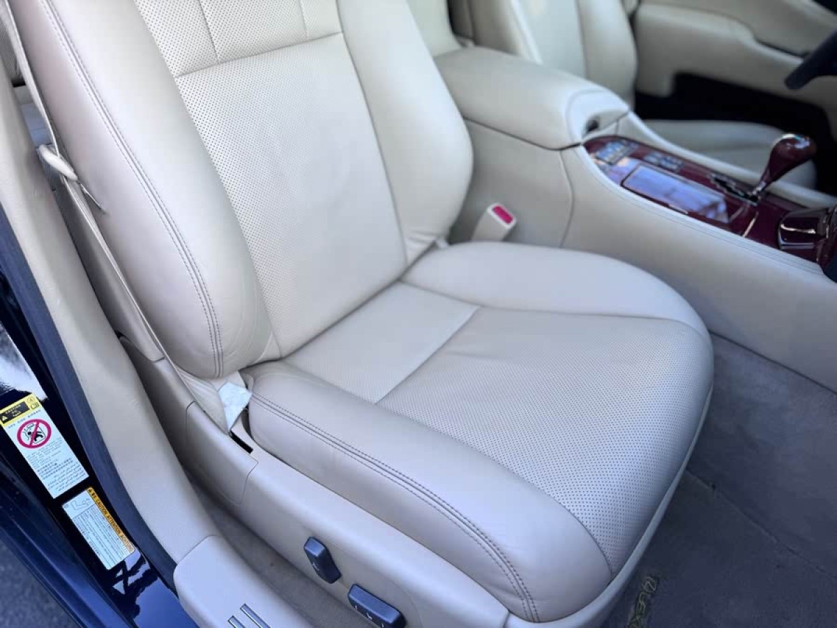 雷克薩斯 LS  2010款 600hL圖片