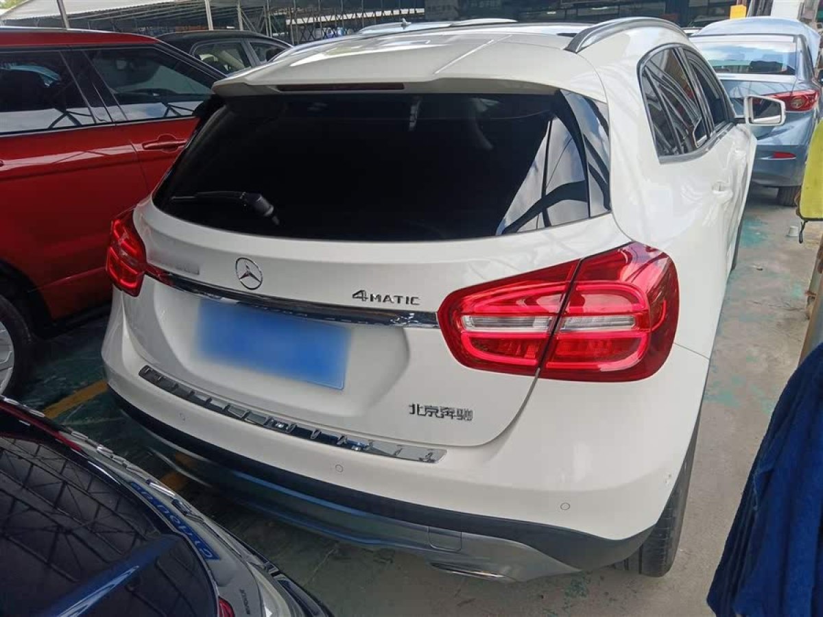 奔馳 奔馳GLA  2015款 GLA 220 4MATIC 時尚型圖片