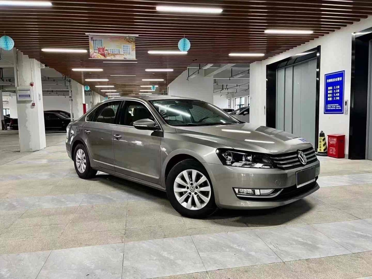 大眾 帕薩特  2014款 1.8TSI DSG尊榮版圖片