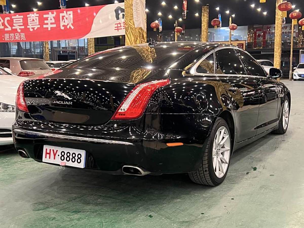 捷豹 XJ  2013款 XJL 2.0T 全景商務(wù)版圖片