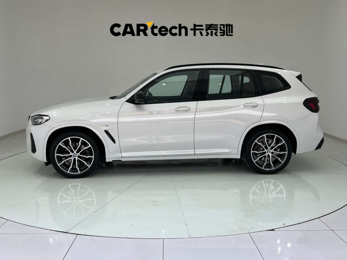 寶馬 寶馬X3  2022款 xDrive30i 領(lǐng)先型 M曜夜套裝圖片