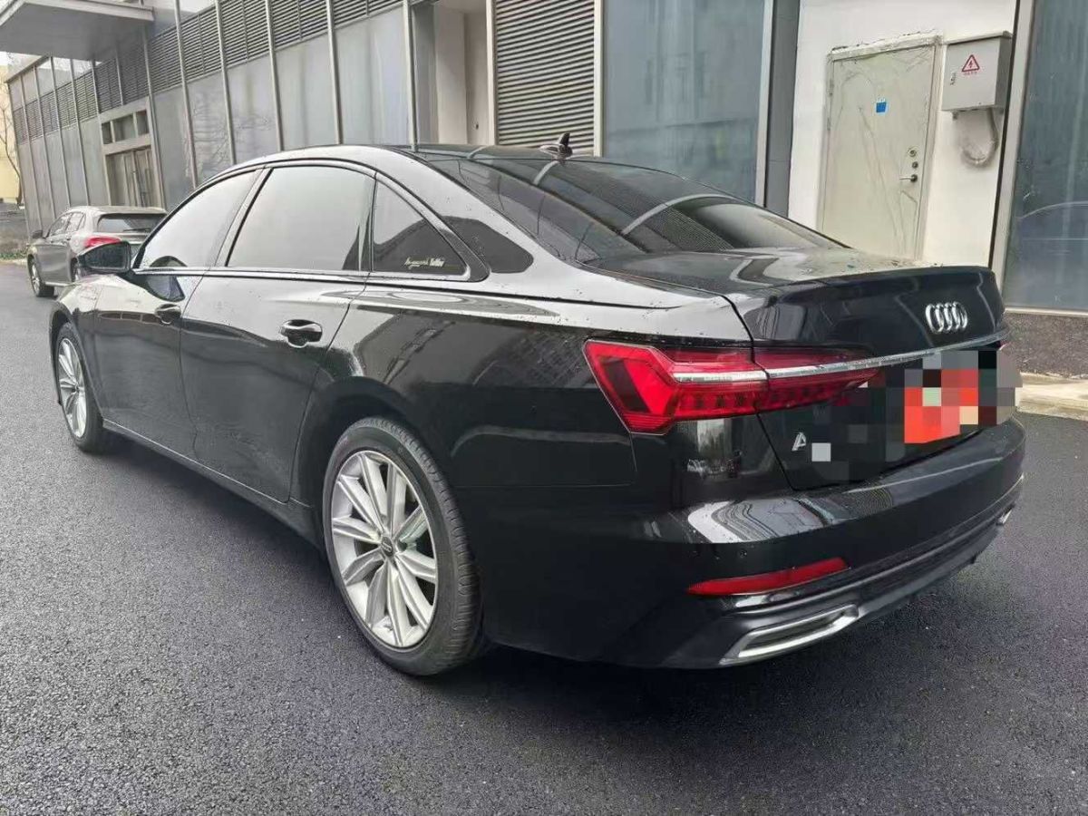 奧迪 奧迪A6  2021款 Avant 45 TFSI 先鋒派星辰版圖片