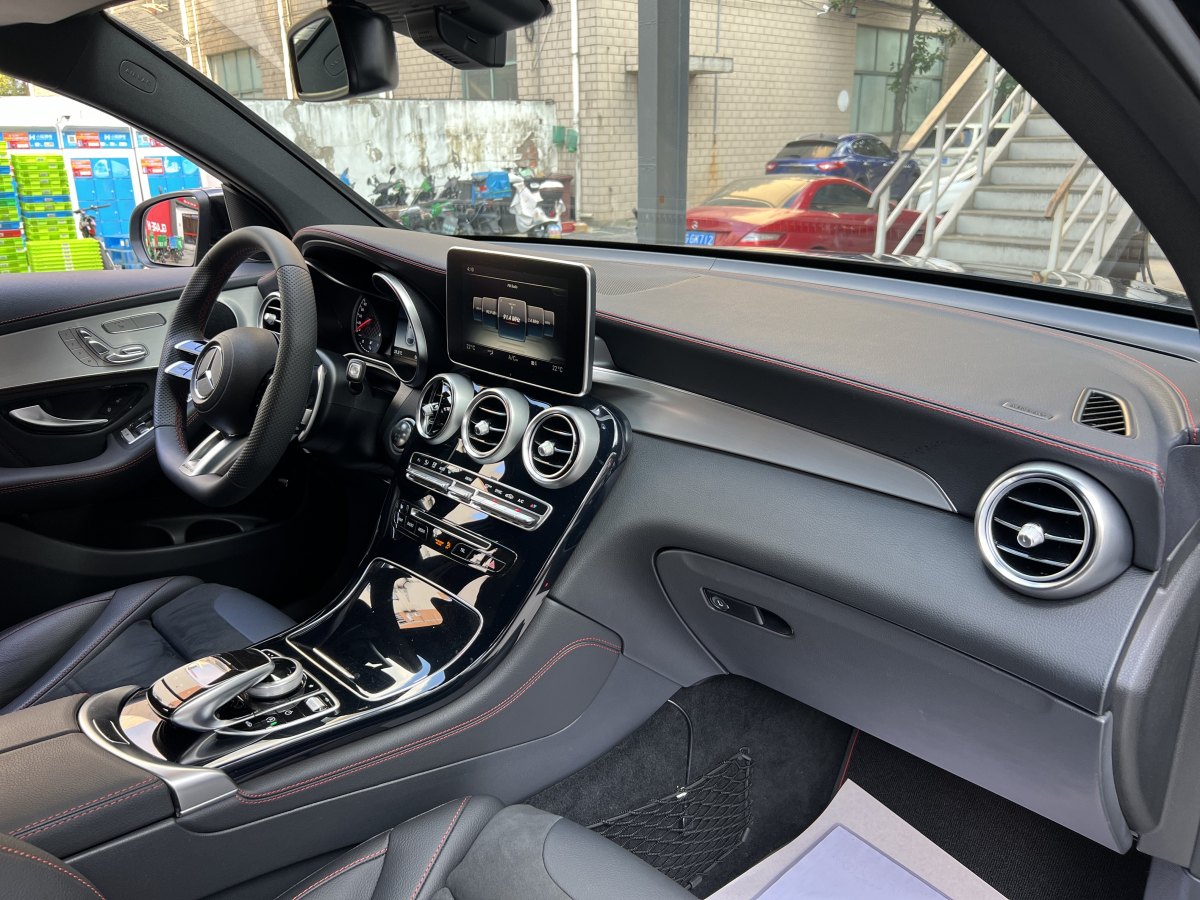 2019年7月奔馳 奔馳GLC轎跑 AMG  2017款 AMG GLC 43 4MATIC 轎跑SUV