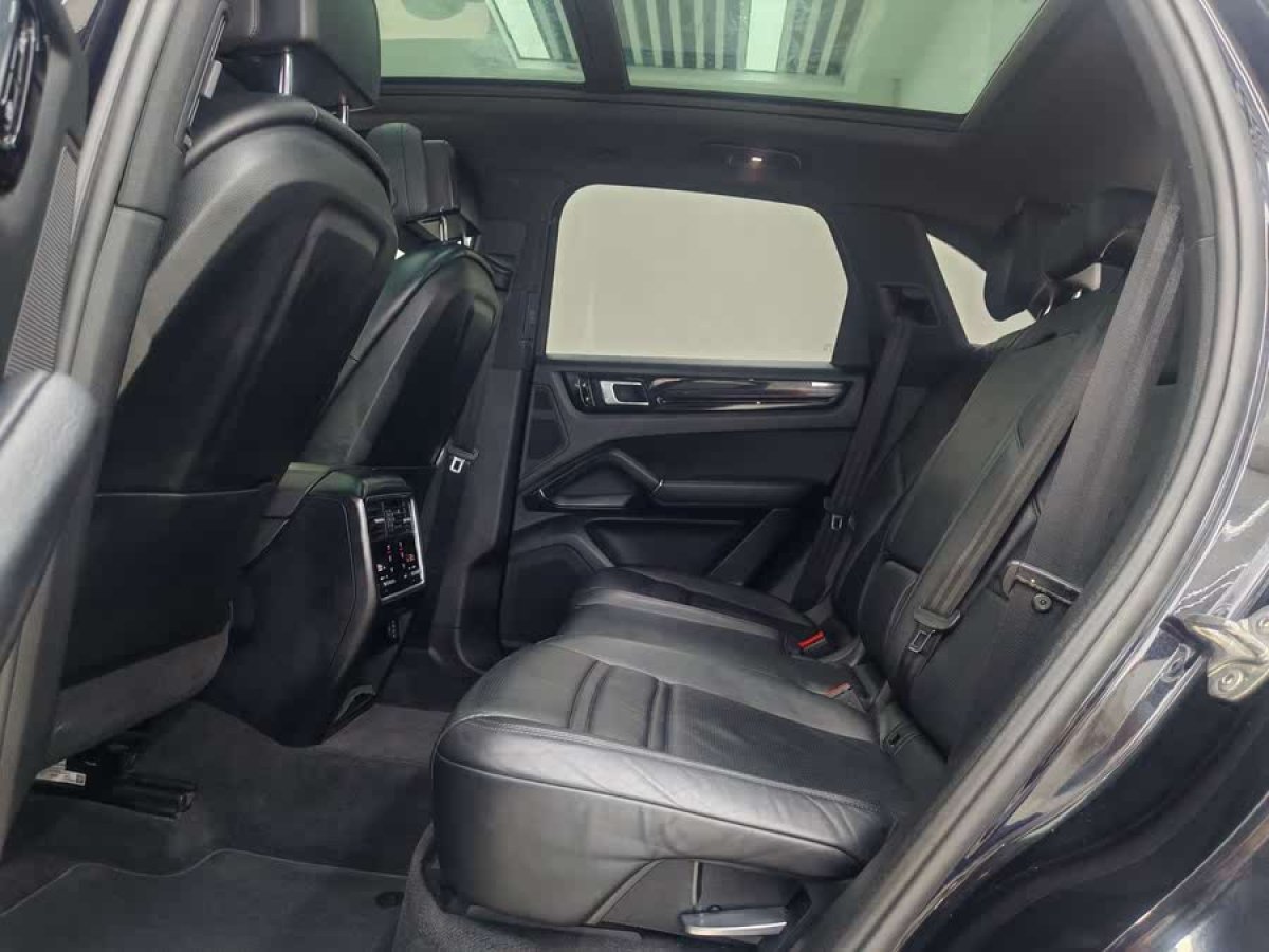保時(shí)捷 Cayenne  2019款 Cayenne 3.0T圖片