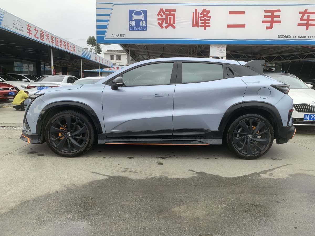 長(zhǎng)安 UNI-T  2022款 1.5T 運(yùn)動(dòng)版 旗艦型圖片