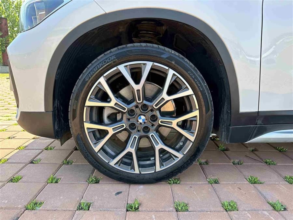 寶馬 寶馬X1  2022款 改款 xDrive25Li 尊享型圖片