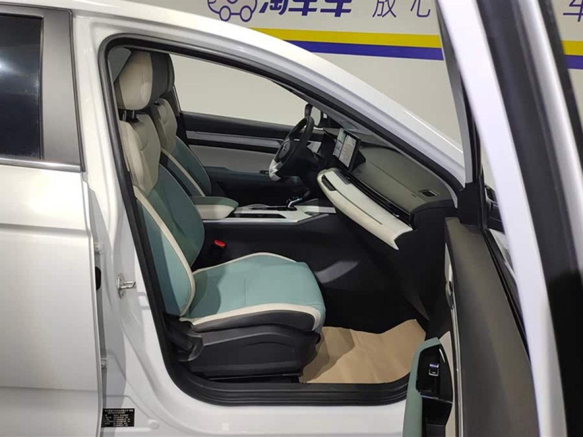 吉利 帝豪L 雷神Hi?P  2022款 1.5TD-DHT Pro 100KM Super 睿圖片