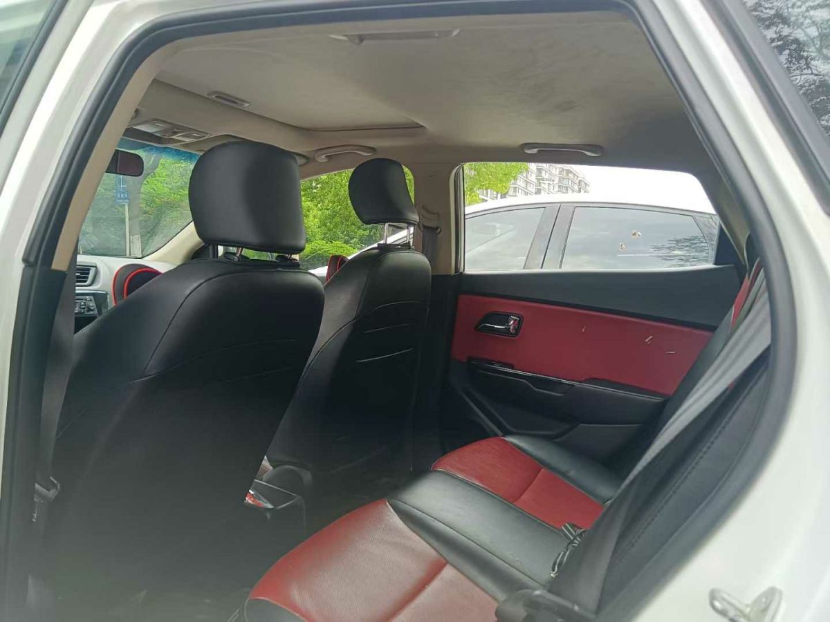 起亞 K5  2014款 2.0L 自動(dòng)PREMIUM 2圖片