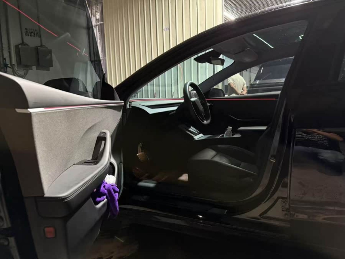 特斯拉 Model 3  2023款 煥新版 后輪驅(qū)動(dòng)圖片