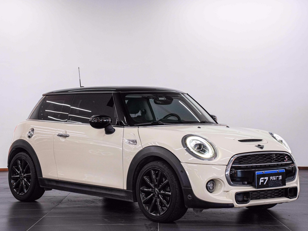 2020年4月MINI MINI  2020款 2.0T COOPER S 經(jīng)典派