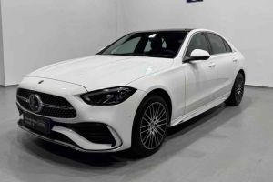 奔馳C級(jí) 奔馳 C 260 L 4MATIC 運(yùn)動(dòng)版