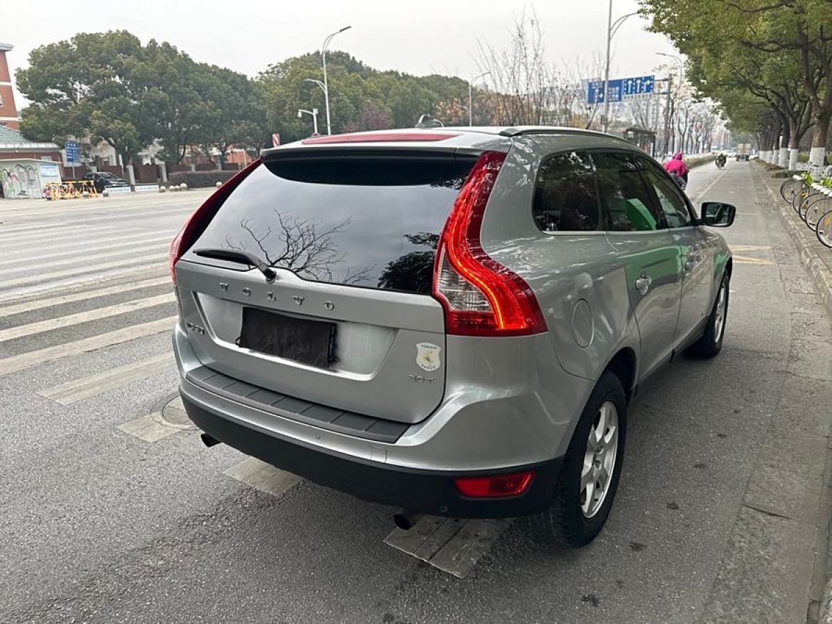 沃爾沃 XC60  2011款 2.0T 智雅版圖片