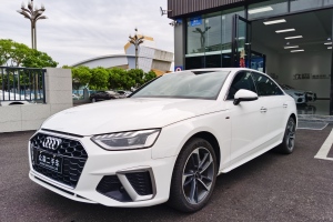 奧迪A4L 奧迪 40 TFSI 時(shí)尚動(dòng)感型