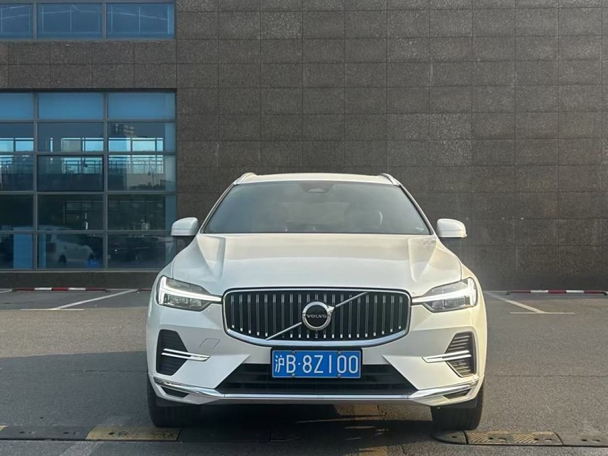 沃爾沃 XC60  2024款 B5 四驅(qū)智遠(yuǎn)運動版圖片