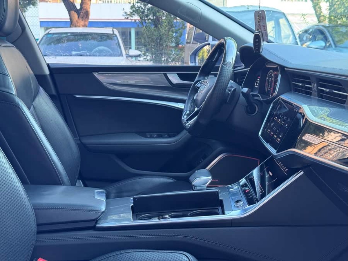 奧迪 奧迪A7  2019款 55 TFSI quattro 競(jìng)技版圖片