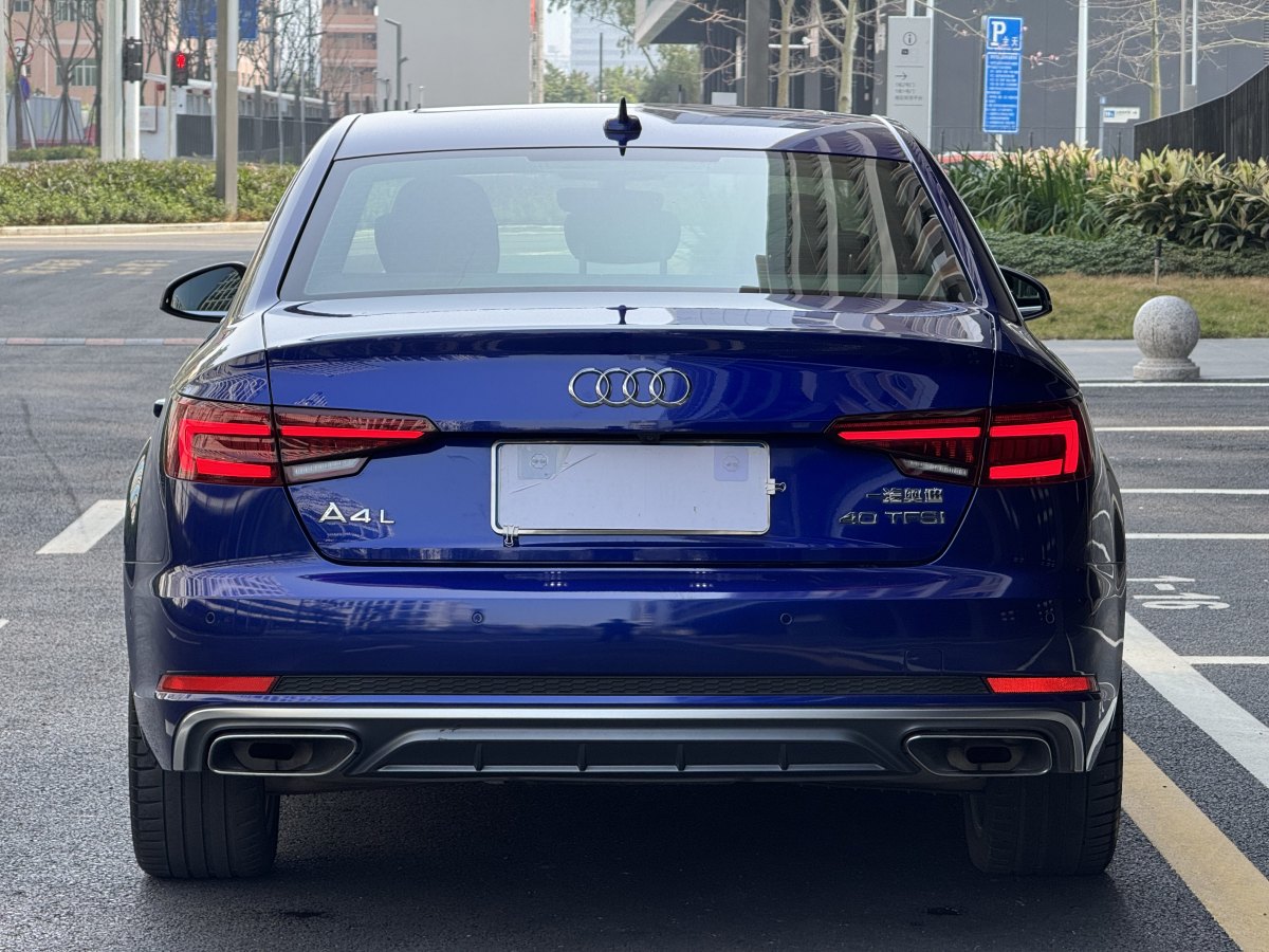 奧迪 奧迪A4L  2019款 40 TFSI 進取型 國V圖片