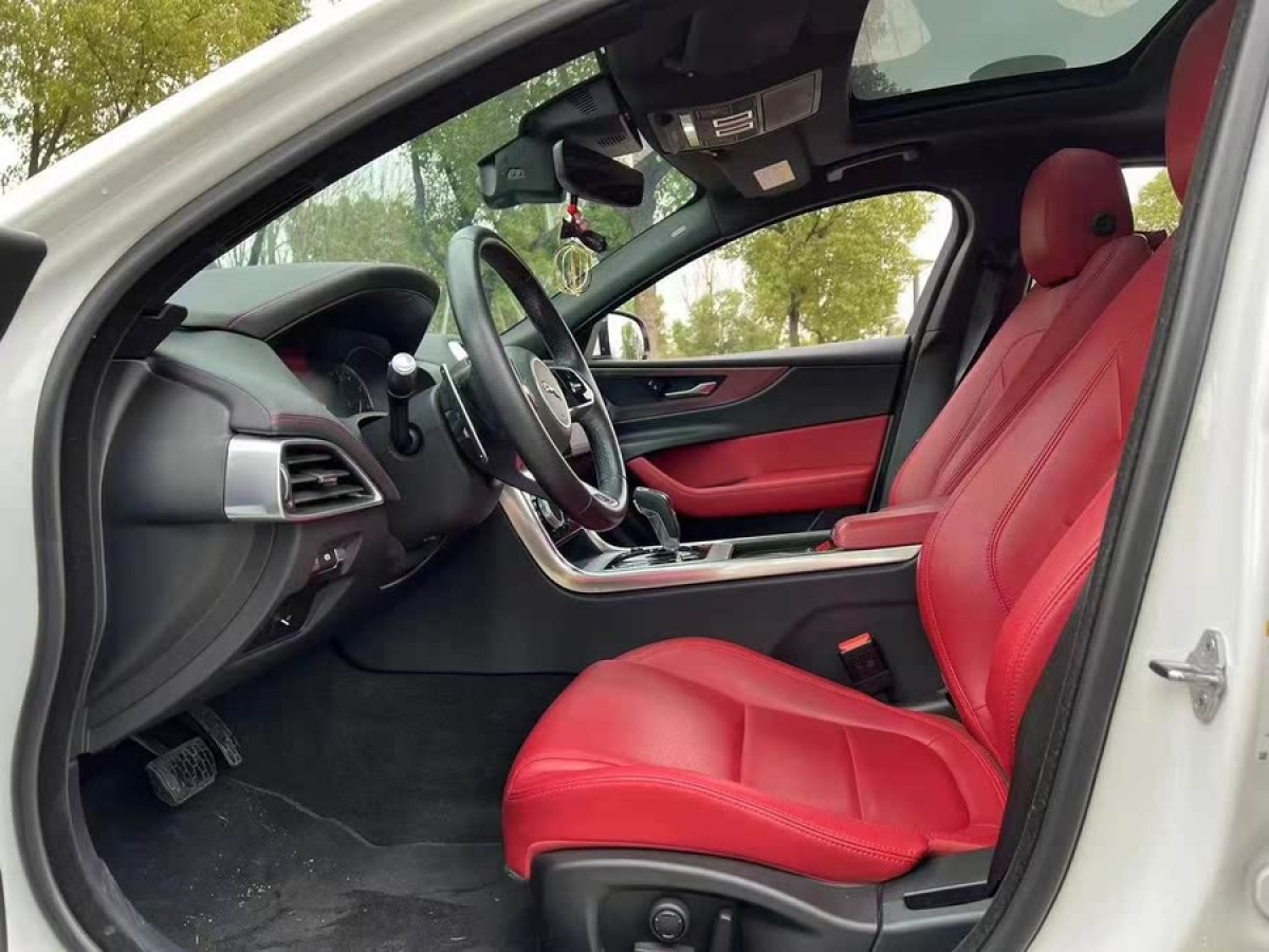 捷豹 XEL  2020款 2.0T 200PS R-DYNAMIC S進取運動版圖片