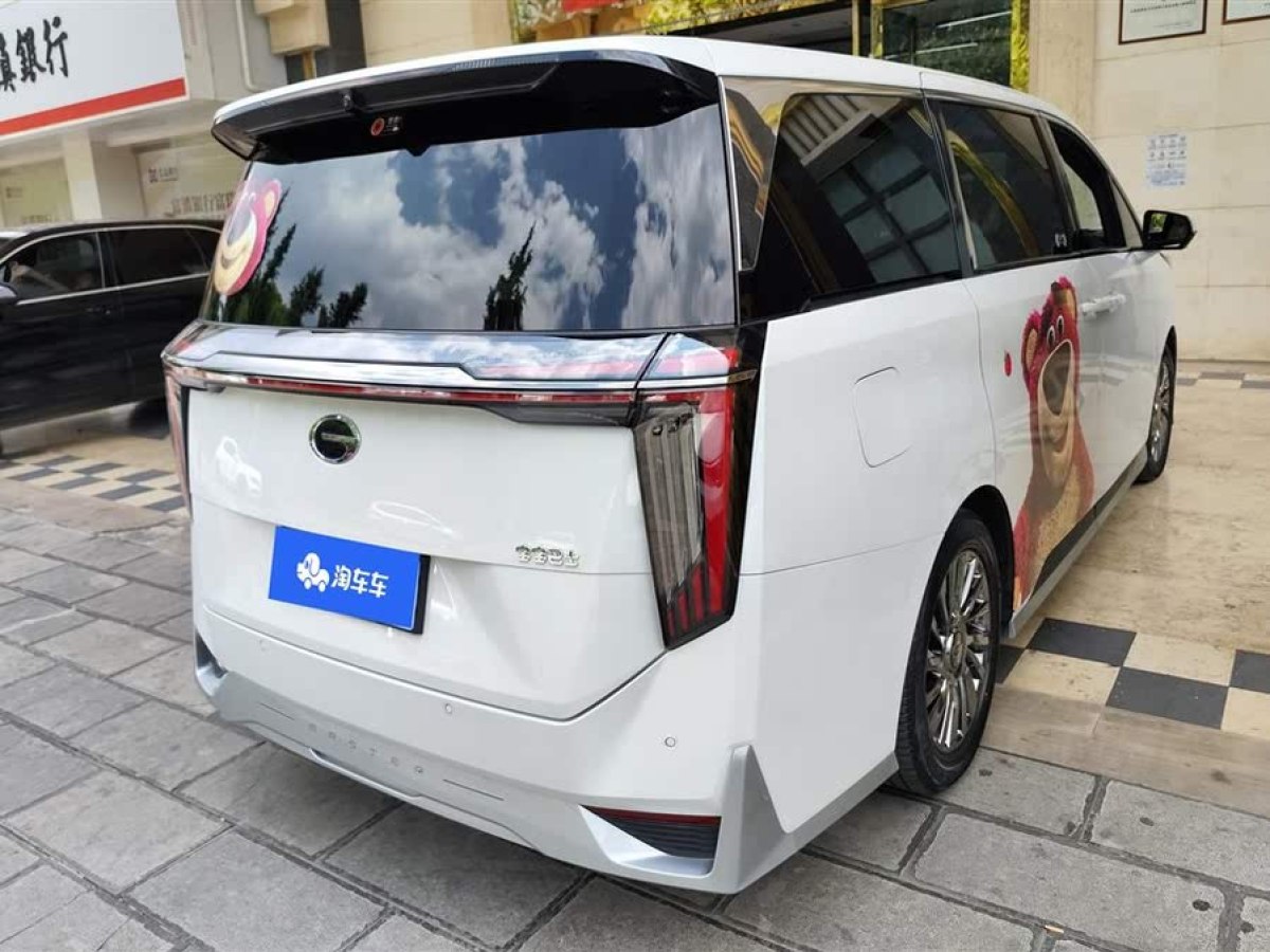 廣汽傳祺 M8  2023款 宗師系列 雙擎 御尊圖片