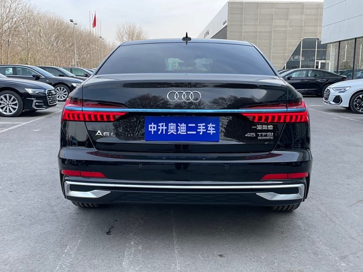 奧迪 奧迪A6L  2025款 45 TFSI quattro 臻選動感型圖片