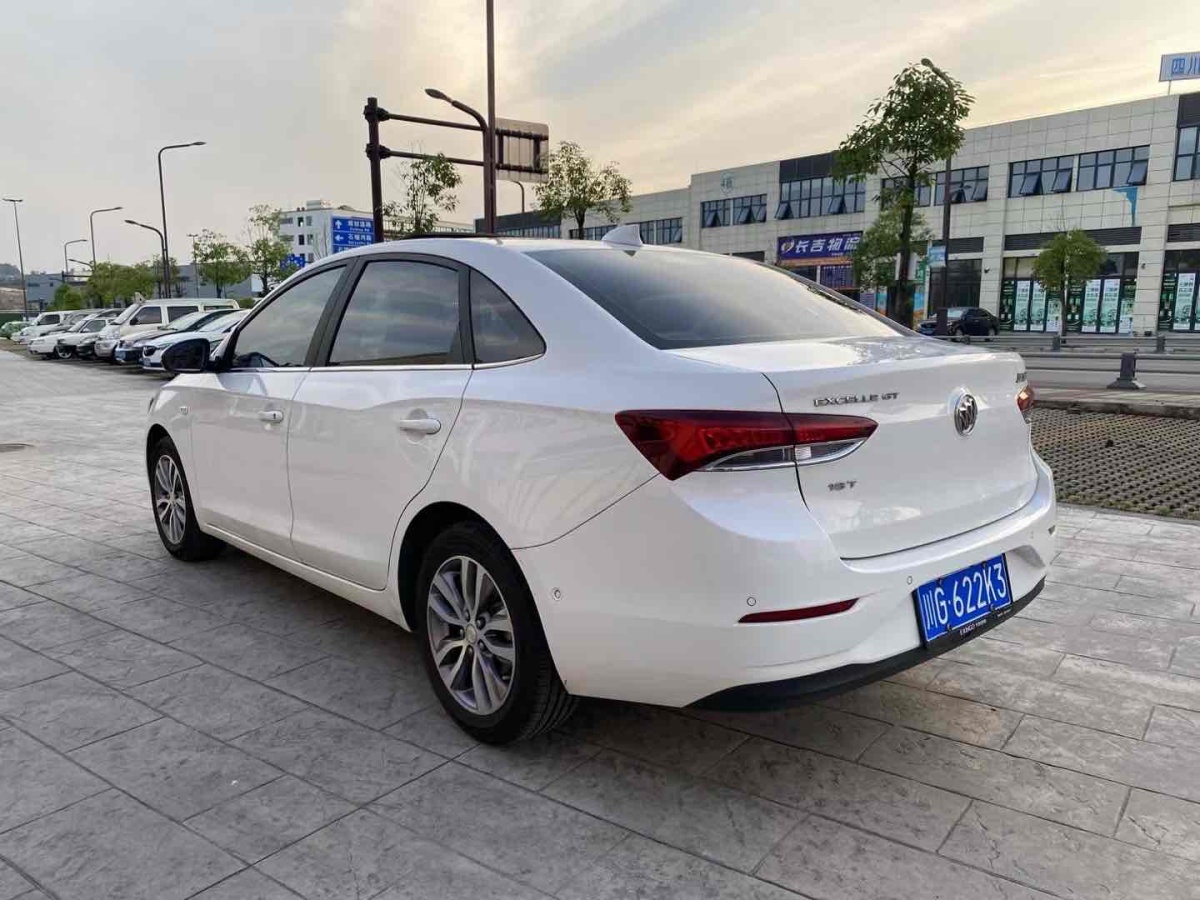 別克 英朗  2018款 18T 自動旗艦型圖片