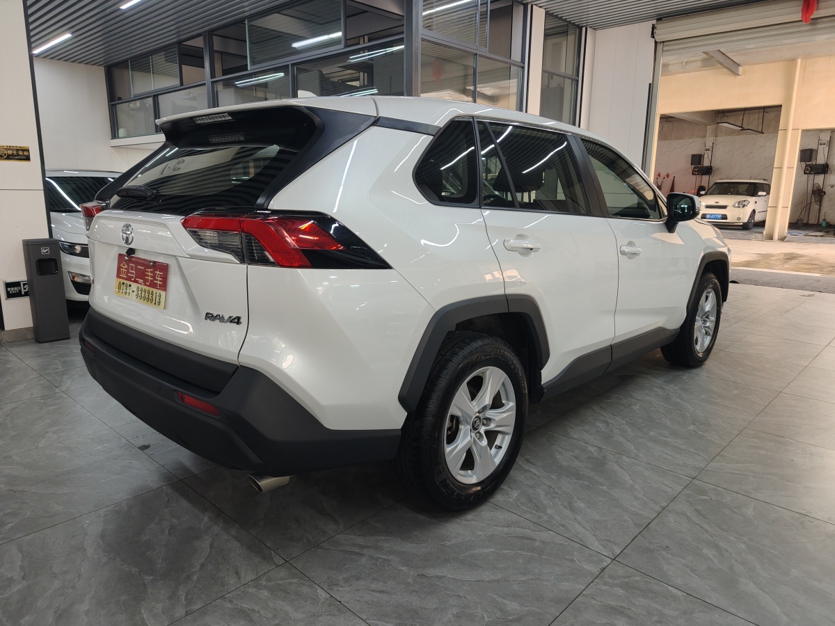 2021年6月豐田 RAV4  2018款 榮放 2.0L CVT兩驅(qū)都市版