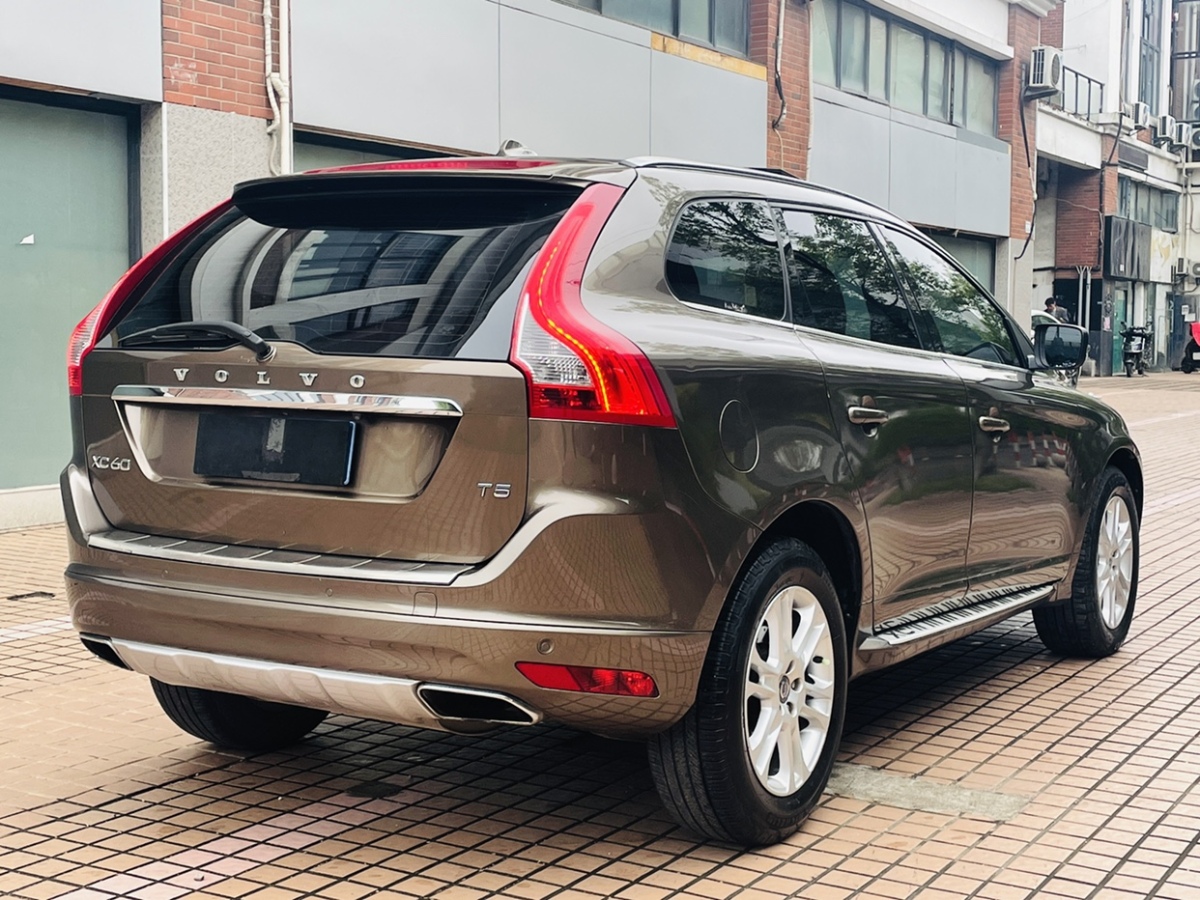 2015年02月沃爾沃 XC60  2015款 T5 智行版