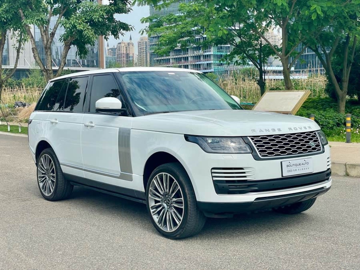 路虎 攬勝  2020款 3.0 L6 盛世版圖片