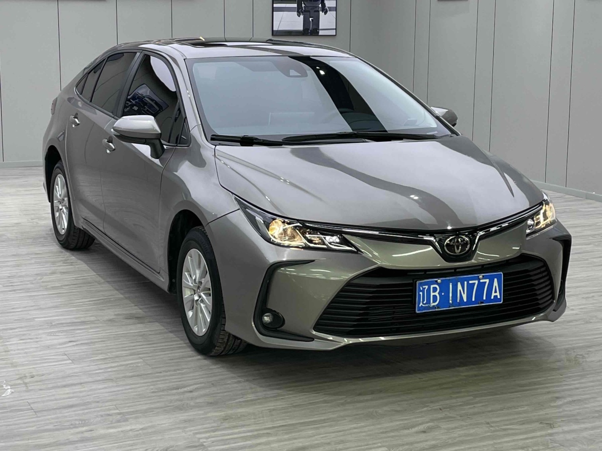 豐田 卡羅拉  2019款 1.2T S-CVT 運(yùn)動(dòng)版圖片