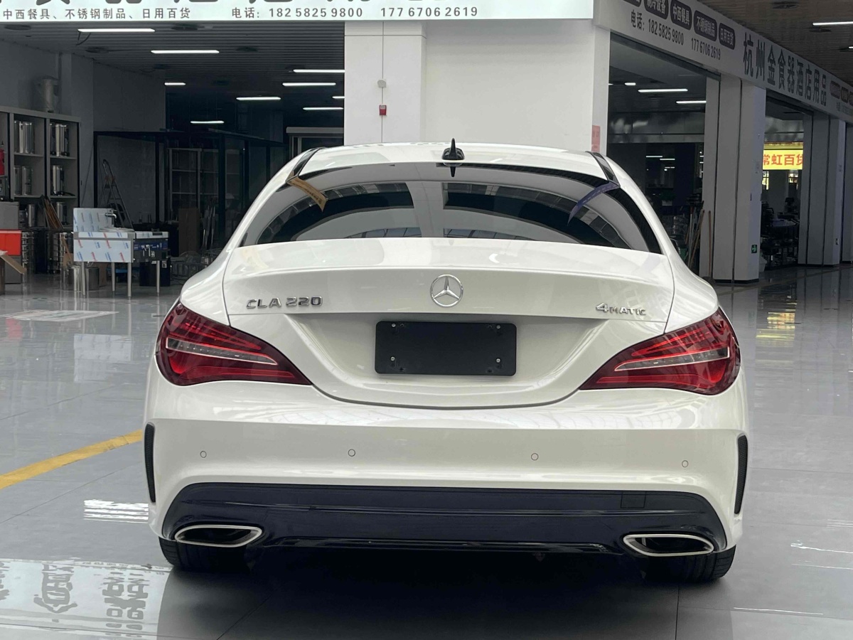 2018年4月奔馳 奔馳CLA級(jí)  2017款 改款 CLA 220 4MATIC