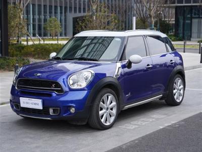 2015年4月 MINI COUNTRYMAN 1.6T COOPER S ALL4 極致暗夜版圖片