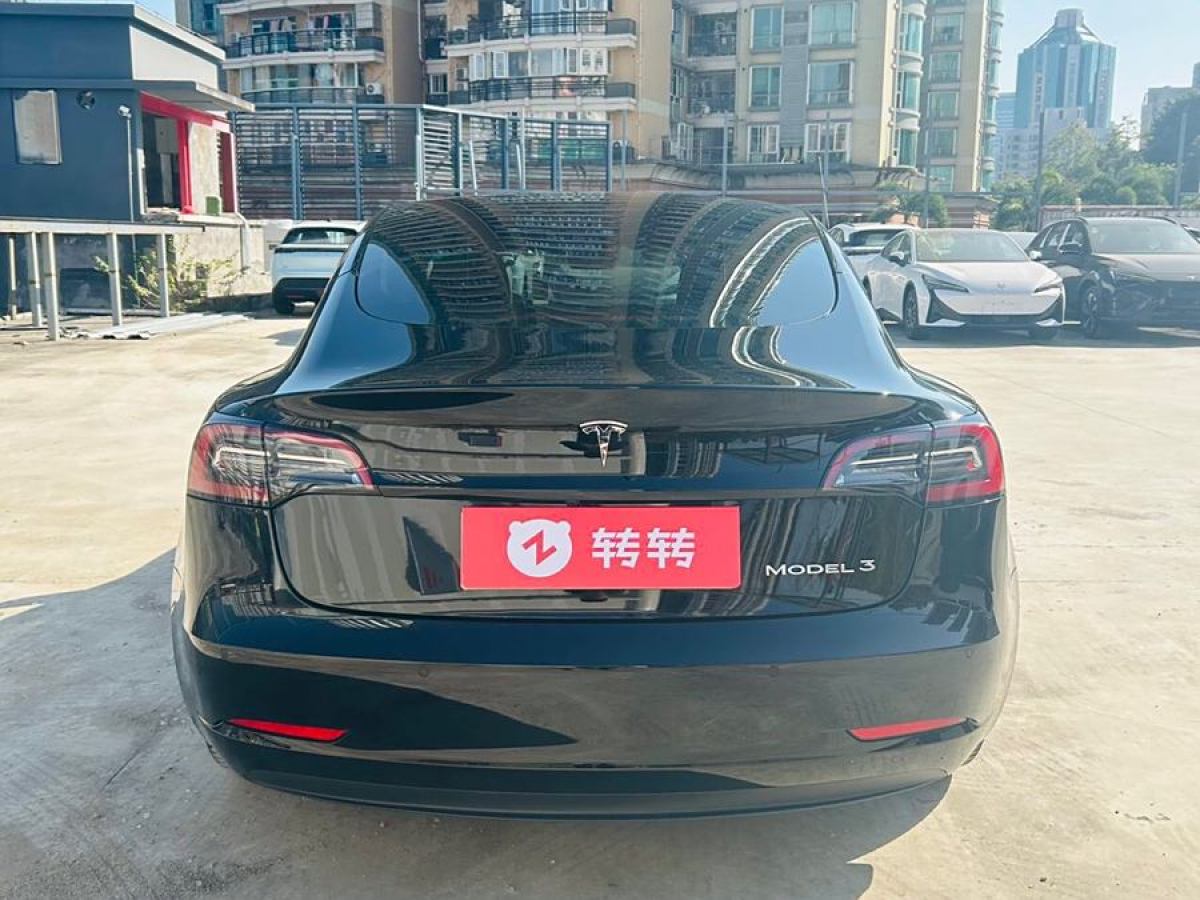 特斯拉 Model 3  2021款 改款 標(biāo)準(zhǔn)續(xù)航后驅(qū)升級版圖片