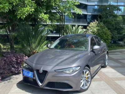 2020年11月 阿尔法·罗密欧 Giulia 2.0T 280HP 豪华运动版图片