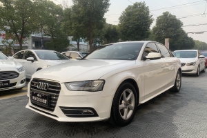 奥迪A4L 奥迪 35 TFSI 自动标准型