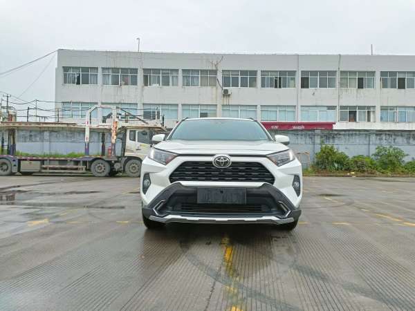 丰田 RAV4荣放  2021款 2.0L CVT两驱风尚版