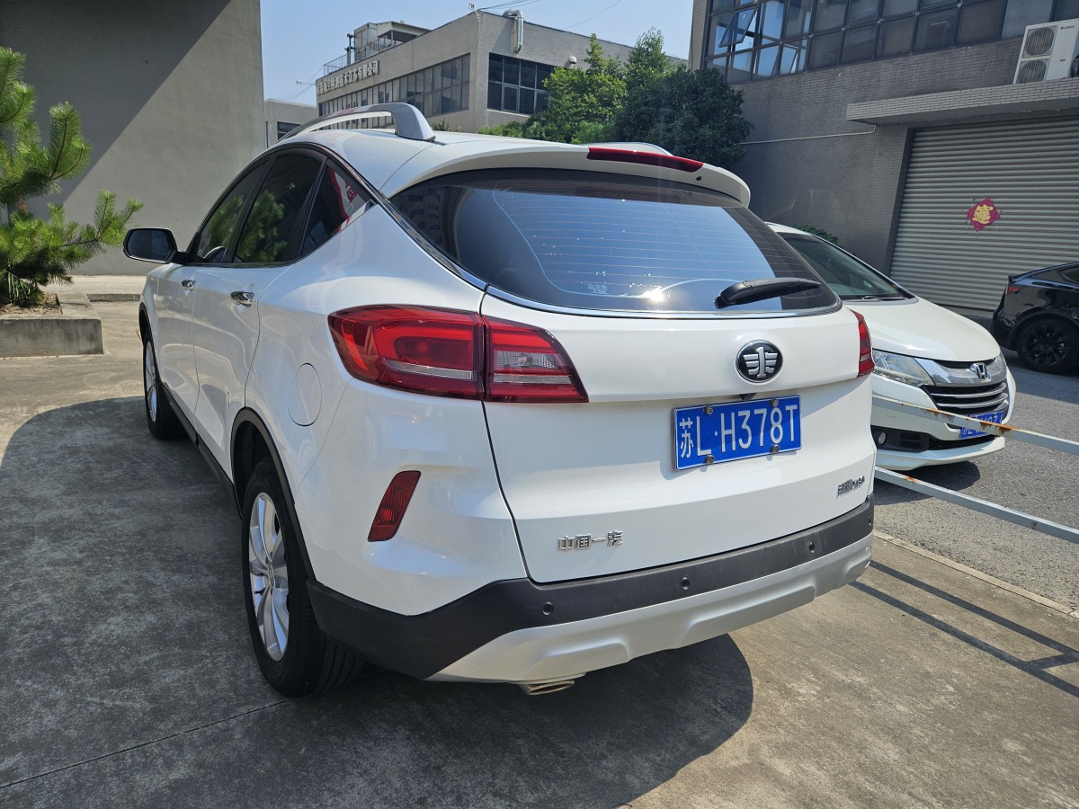 奔騰 X80  2017款 2.0L 自動精英型圖片