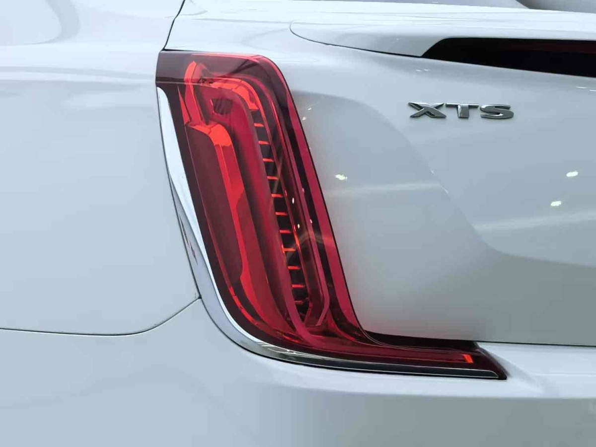 凱迪拉克 XTS  2018款 28T 精英型圖片