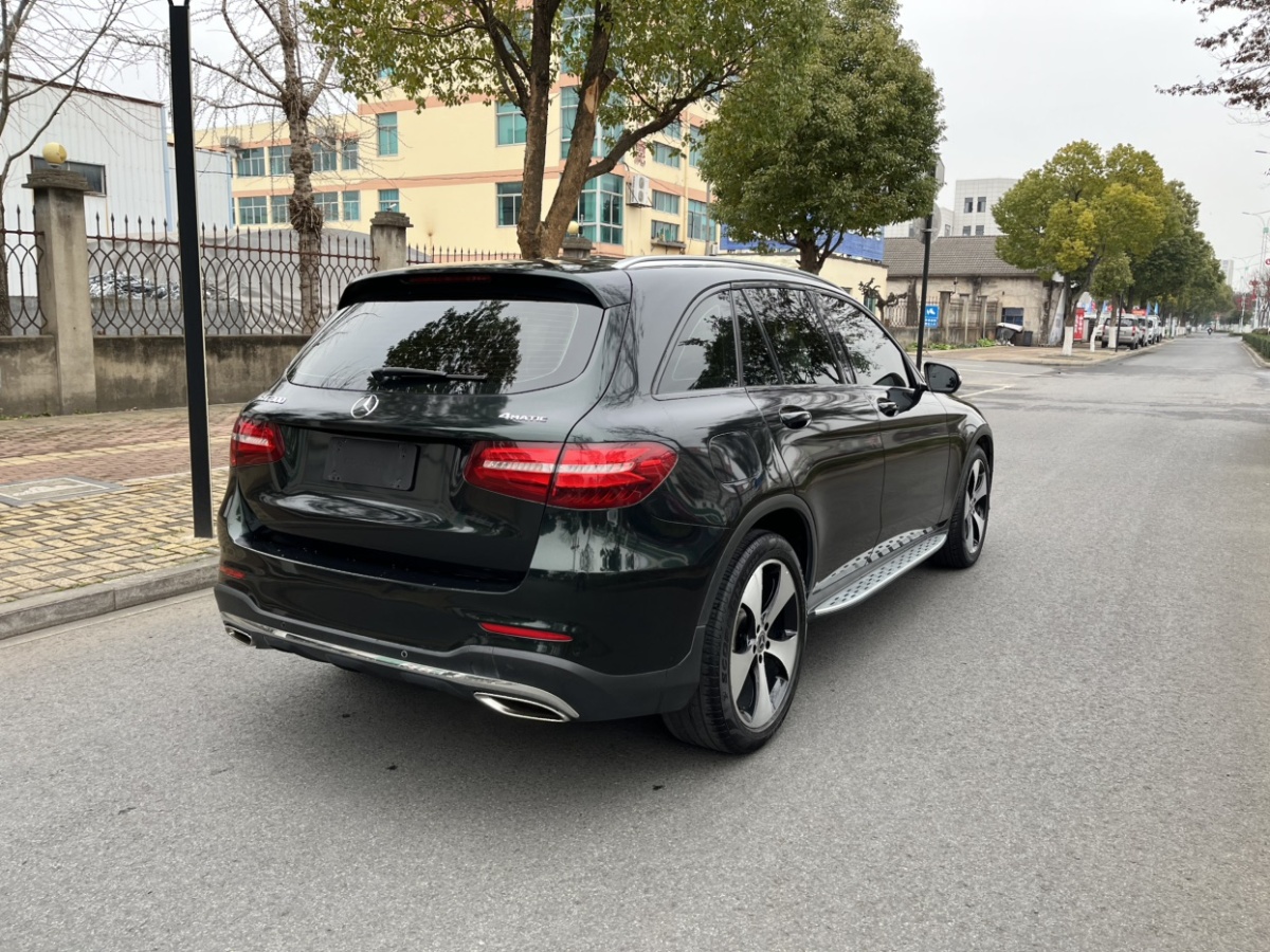 2018年07月奔馳 奔馳GLC  2017款 GLC 300 4MATIC 豪華型