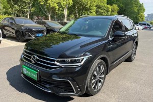 途觀L 大眾 改款 330TSI 自動(dòng)兩驅(qū)R-Line越享版