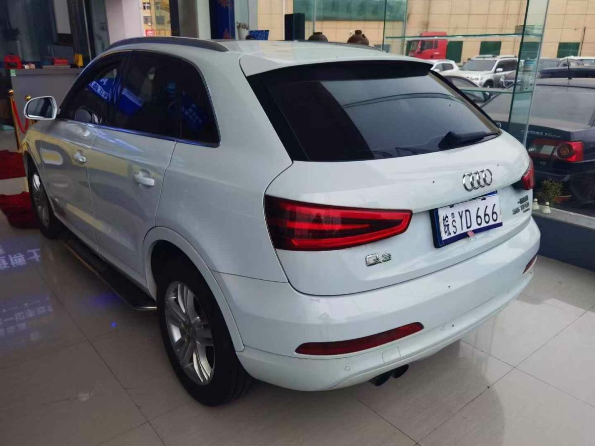 奧迪 奧迪Q3  2016款 30 TFSI 時(shí)尚型圖片