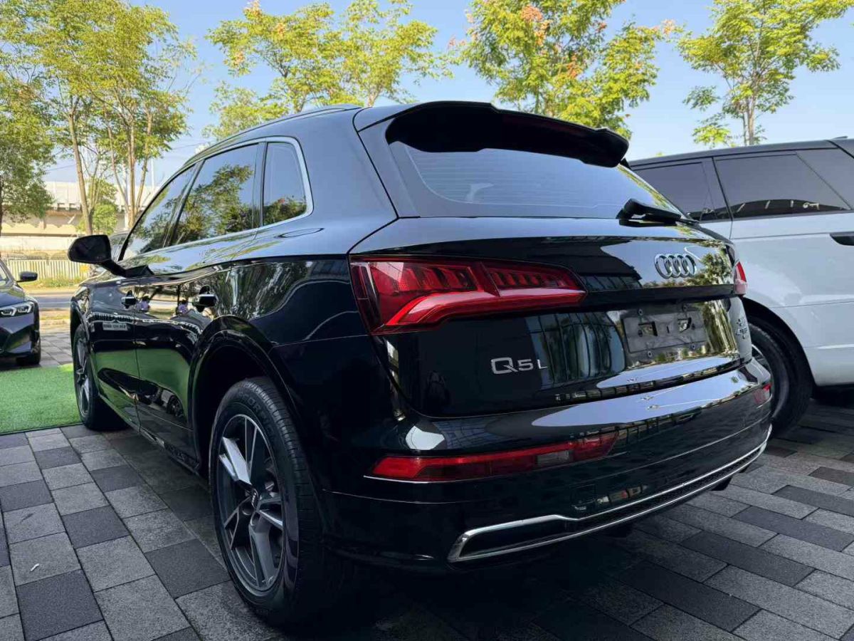 奧迪 奧迪Q3  2019款  35 TFSI 進取動感型圖片