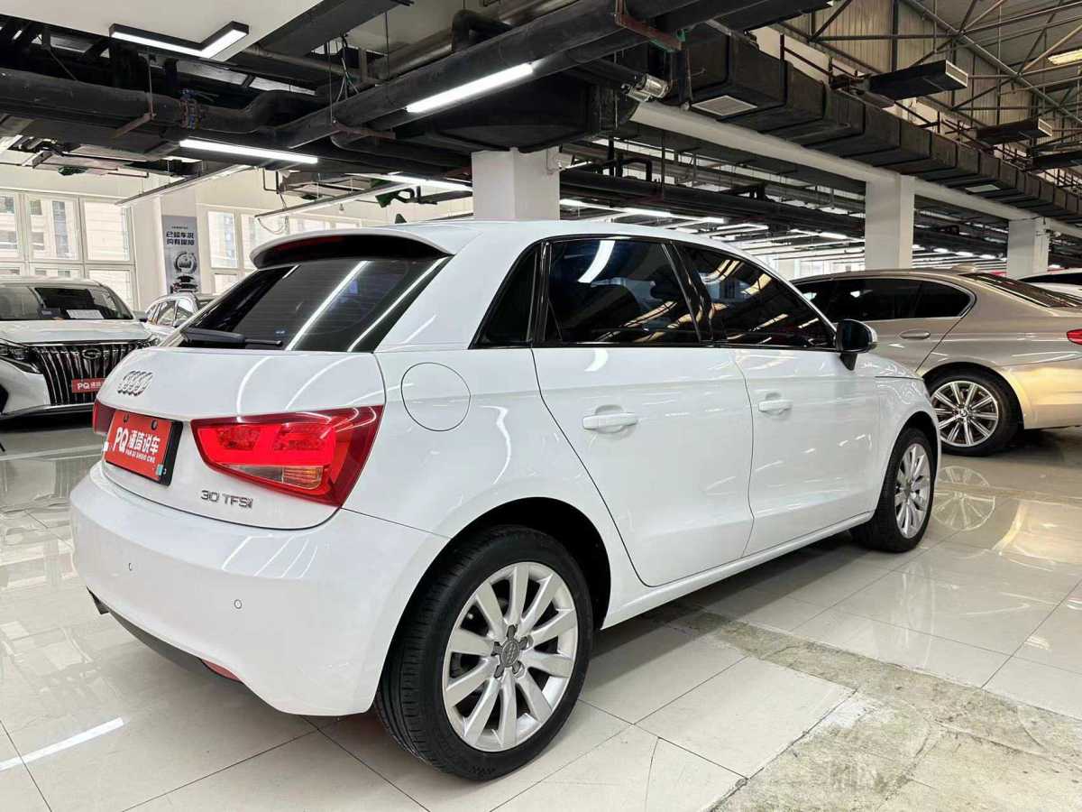 奧迪 奧迪A1  2014款 30 TFSI Sportback舒適型圖片