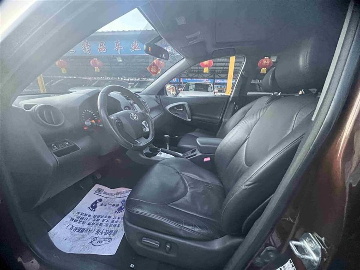 豐田 RAV4榮放  2011款 2.4L 自動四驅(qū)豪華版圖片