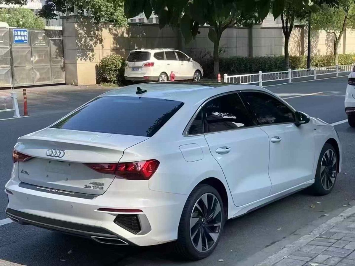 奧迪 奧迪A3  2023款 A3L Limousine 35 TFSI 時(shí)尚致雅型圖片