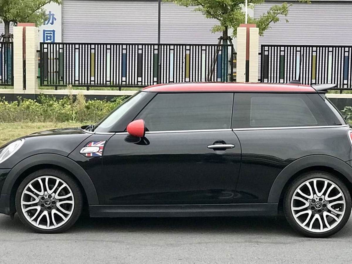 MINI MINI  2019款 2.0T COOPER S 藝術(shù)家圖片