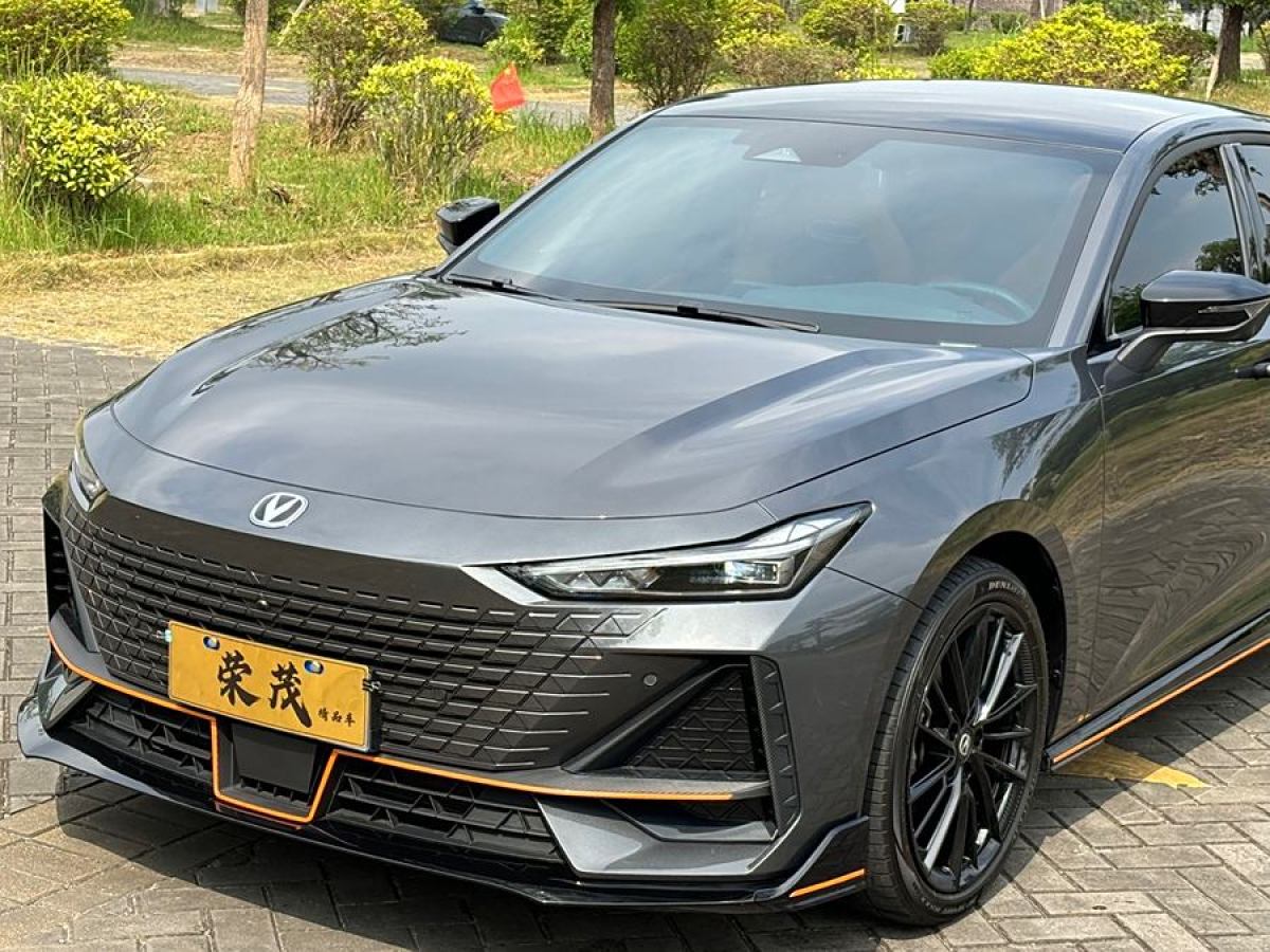 長安 長安UNI-V  2023款 1.5T 運動版圖片